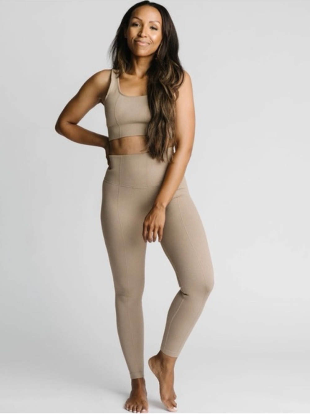 Zyia M tan contouring supportive everyday  bra ankle legging activewear set